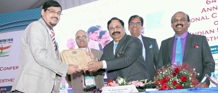 Professor Moied Gets Bhoj Raj Award